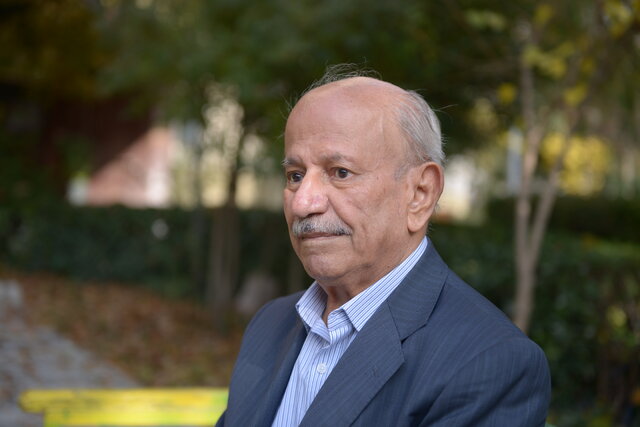 یادبود سیدجعفر حمیدی پس از درگذشتش یادبود سیدجعفر حمیدی پس از درگذشتش