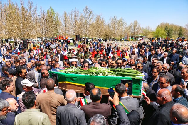 پیکر «پدر فناوری هستهای ایران» در دیار الوند آرام گرفت