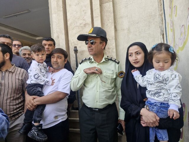 جزئیات حمله سارق به زنی که کودکی در آغوش داشت/گوشی این زن را فقط یک میلیون تومان فروختم