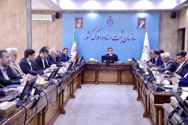 تبدیل اسناد دفترچهای به تکبرگ و دادهآمایی دو راهبرد کلان سازمان ثبت اسناد در سال جاری است تبدیل اسناد دفترچهای به تکبرگ و دادهآمایی دو راهبرد کلان سازمان ثبت اسناد در سال جاری است