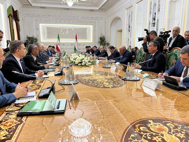 توافق همکاریهای انتظامی و امنیتی بین دو کشور ایران و تاجیکستان/ توسعه همکاریهای فرهنگی و گردشگری در دستور کار