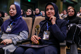 مراسم تقدیر از برگزیدگان همایش کشوری آموزش علوم پزشکی با حضور رییس جمهور