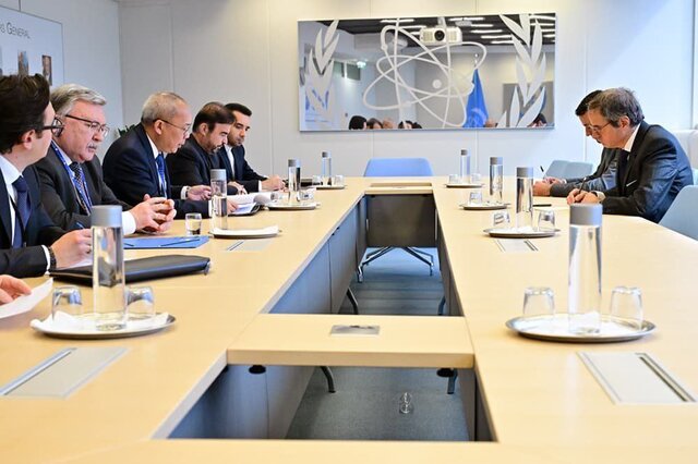 پکن: حل پرونده هستهای ایران فقط از مسیر دیپلماسی ممکن است