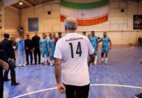 پا به توپ به نام کارگران