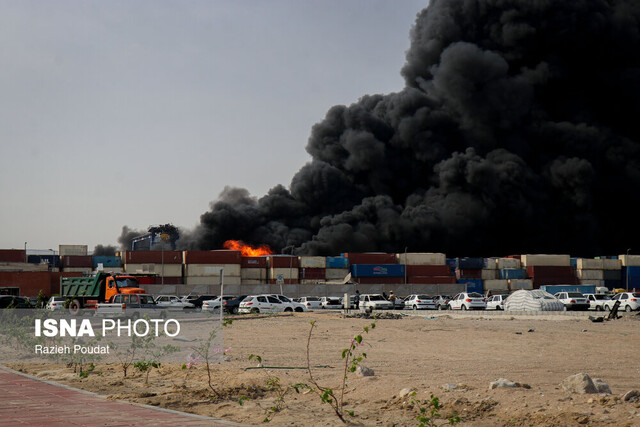 آتش محدوده اصلی بندر شهیدرجایی تقریباً مهار شده است/ افزایش فوتیها به ۱۸ نفر آتش محدوده اصلی بندر شهیدرجایی تقریباً مهار شده است/ افزایش فوتیها به ۱۸ نفر