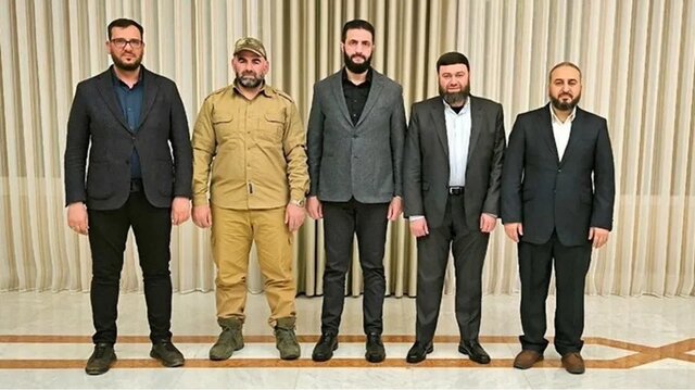 امارات یکی از فرماندهان برجسته وزارت دفاع سوریه را بازداشت کرد امارات یکی از فرماندهان برجسته وزارت دفاع سوریه را بازداشت کرد