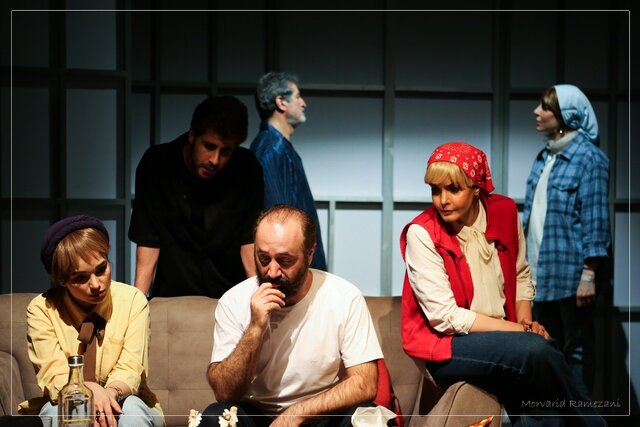 کار ما داخل ایران دلچسبتر است