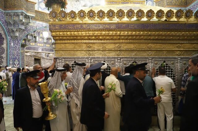 آیین خطبهخوانی مداحان قم در حرم مطهر بانوی کرامت + تصاویر