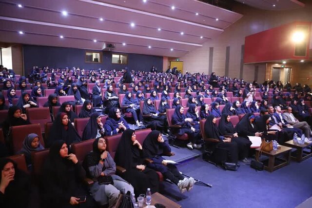 تشکیل کارگروه دائمی دختران نوجوان و جوان در کرمان