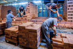 کارگران، اصلیترین سرمایه انسانی هستند که نقشی کلیدی در رشد اقتصادی و شکوفایی کشور ایفا میکنند