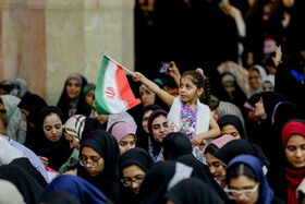 جشن و اجتماع بزرگ دختران دانشجو با عنوان «عهد خواهرانه» - قم