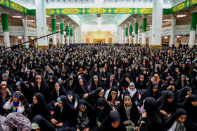 جشن و اجتماع بزرگ دختران دانشجو با عنوان «عهد خواهرانه» - قم