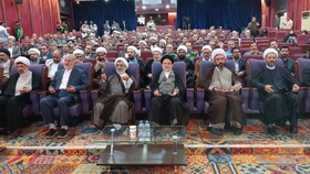 بقاع متبرکه باید پناهگاه نسل جوان و مرکز فرهنگی باشند