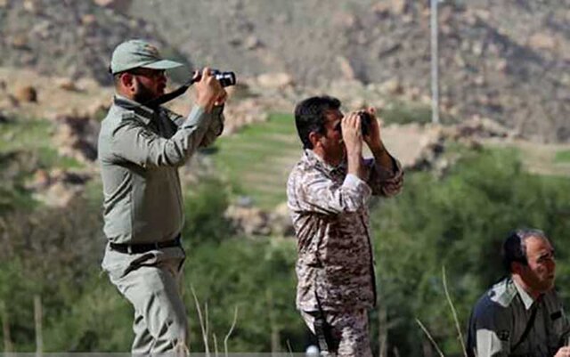 عکس تزئینی ست دستگیری شکارچیان زیستگاه آهوان با کمک هلیشات