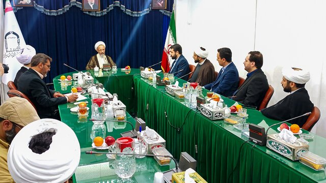 فضای مجازی، فرصتی برای اصلاح انحرافات جامعه است فضای مجازی، فرصتی برای اصلاح انحرافات جامعه است