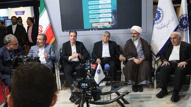 محیط سرمایه گذاری برای سرمایه گذاران هموار شود/ دولت برای خرید برق به نرخ روز، با سرمایه گذاران توافق کند