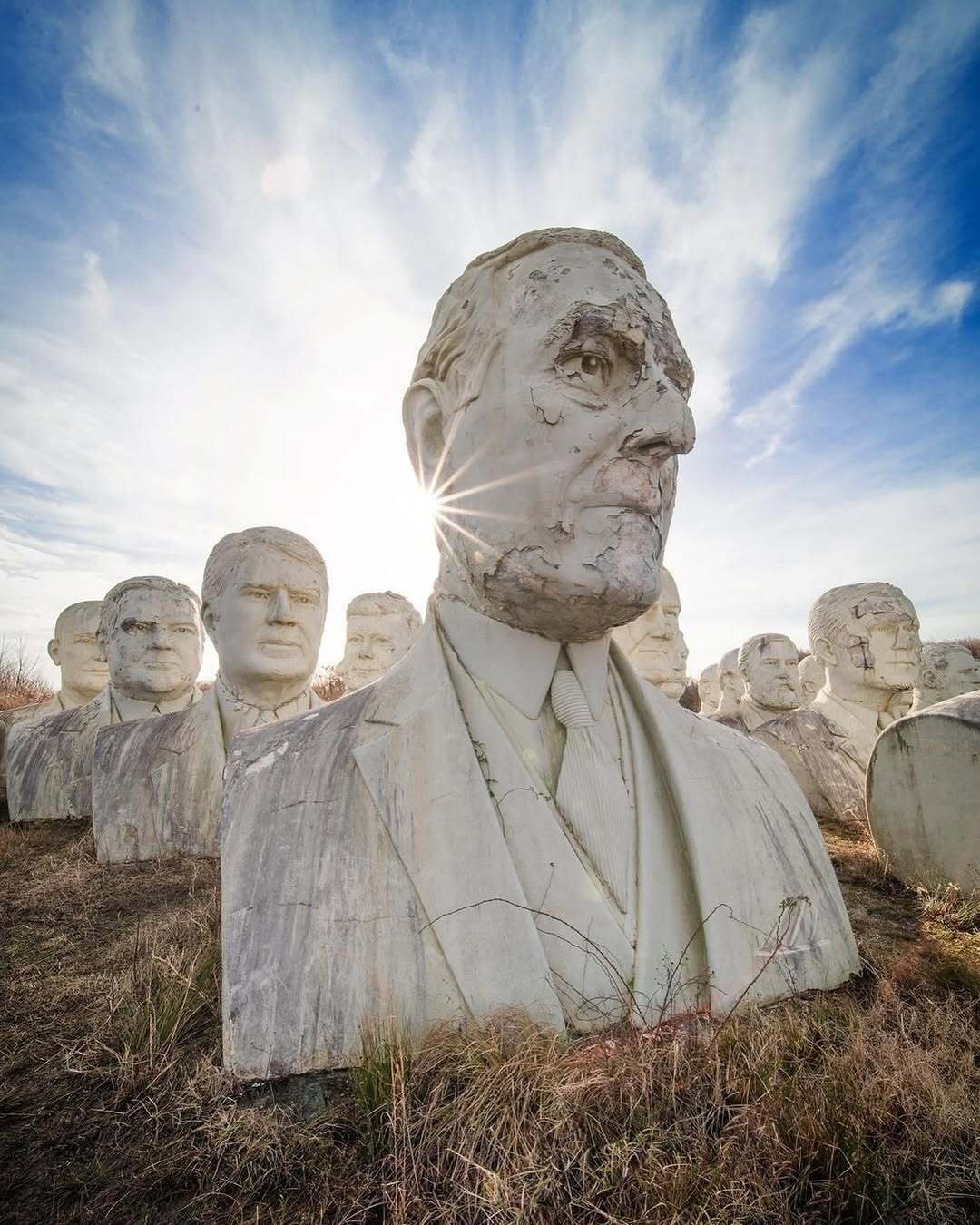 اینجا سرهای غولپیکر «روسای جمهور آمریکا» رها شدهاند