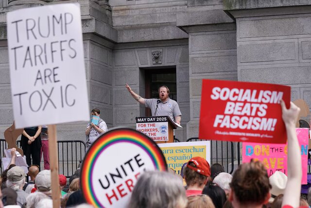 راهپیمایی گسترده روز کارگر در آمریکا و اعتراضات به سیاستهای ترامپ