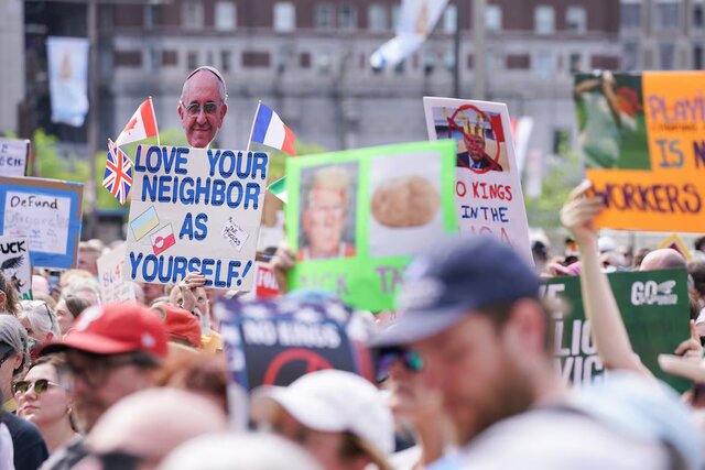 راهپیمایی گسترده روز کارگر در آمریکا و اعتراضات به سیاستهای ترامپ