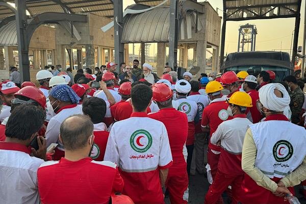 دلجویی نماینده ویژه رهبر انقلاب از مجروحین و حادثهدیدگان بندر شهید رجایی