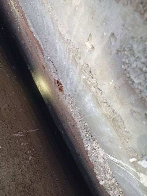 سقوط کودک ۵ ساله به درز انقطاع بین دو ساختمان در خیابان ابوذر