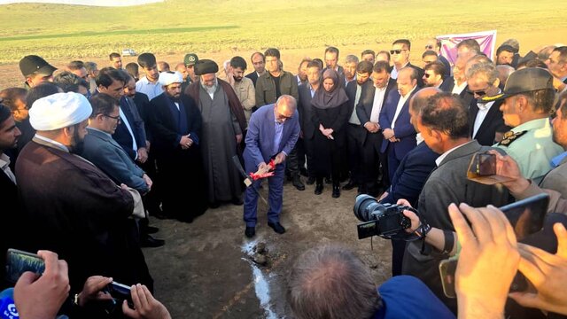 عملیات اجرایی کارخانه تولید خودروهای هیبریدی برقی در شهرستان مارگون آغاز شد