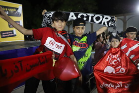 جشن خیابانی تبریزی‌ها پس از قهرمانی تراکتور در لیگ برتر فوتبال