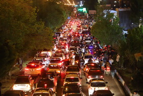 جشن خیابانی تبریزی‌ها پس از قهرمانی تراکتور در لیگ برتر فوتبال