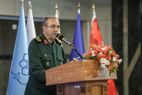 سخنرانی سردار اسدالله حاجی‌زمانی، معاون هماهنگ کننده قرارگاه خاتم النبیا در مراسم افتتاح ايستگاه قطار شهری «شهيد فكوری»