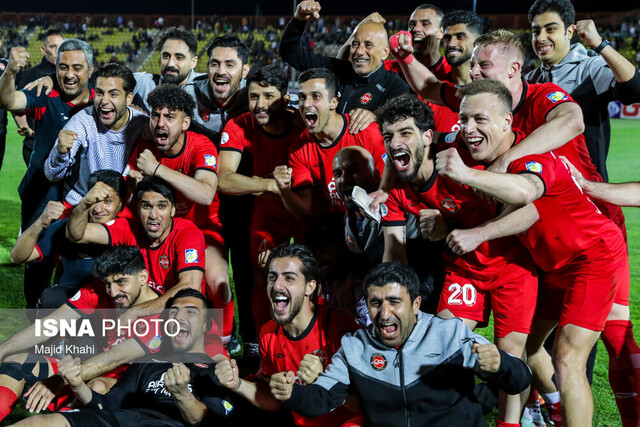 چرا جشن قهرمانی تراکتور این هفته برگزار نشد؟ چرا جشن قهرمانی تراکتور این هفته برگزار نشد؟