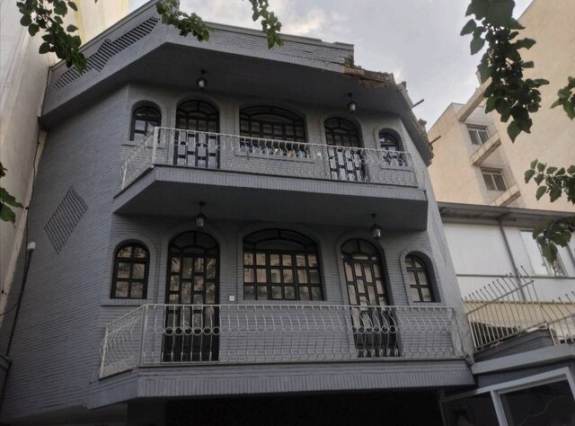 واژگونی جرثقیل ۶۰ تنی در غرب تهران