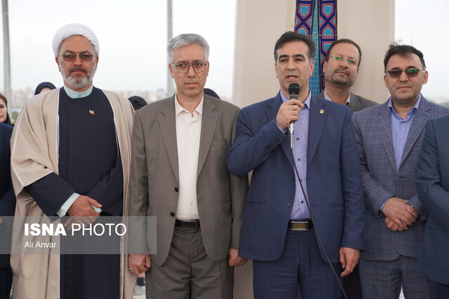در سنگر علم و دانشگاه تمام تلاشمان را می‌کنیم