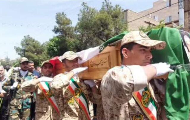 بدرقه پیکر حاج ابوالفضل درمانلو تا خانه ابدی خود