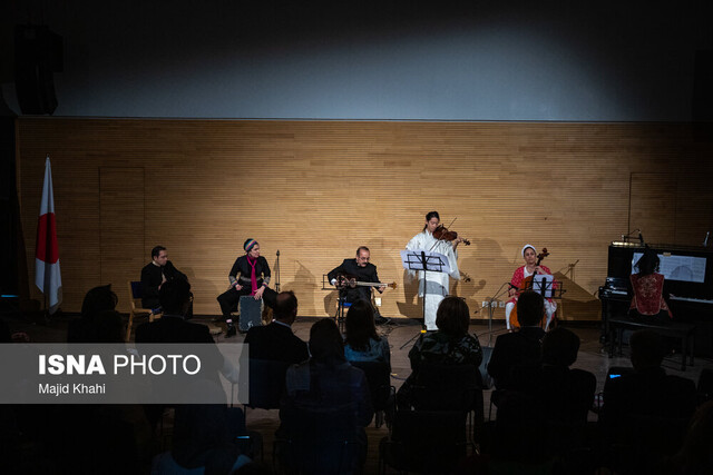 کیوان ساکت «افسوس» خود را به کشتهشدگان بندرعباس و هیروشیما تقدیم کرد