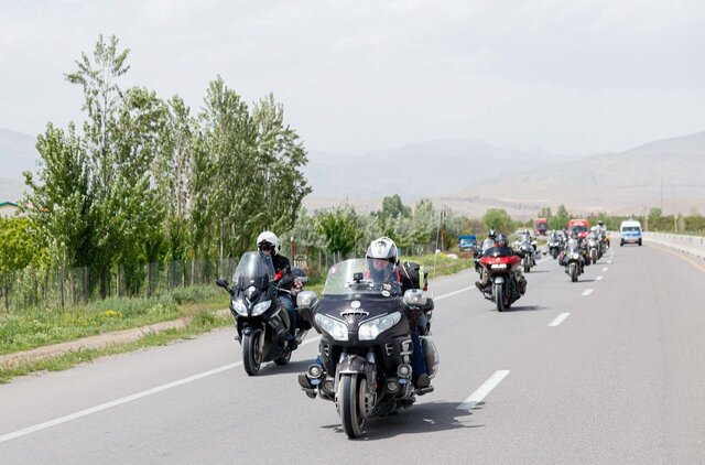 سفر موتورسواران لهستانی به ایران برای قدردانی از مهماننوازی تاریخی ایرانیها