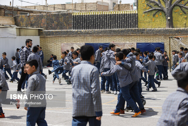 شناسایی و ساماندهی ۴۲۰۰ کودک کار و خیابان در ۱.۵ سال اخیر/ وجود ۳۸ مرکز برای استعدادیابی، توانمندسازی و آموزش این کودکان