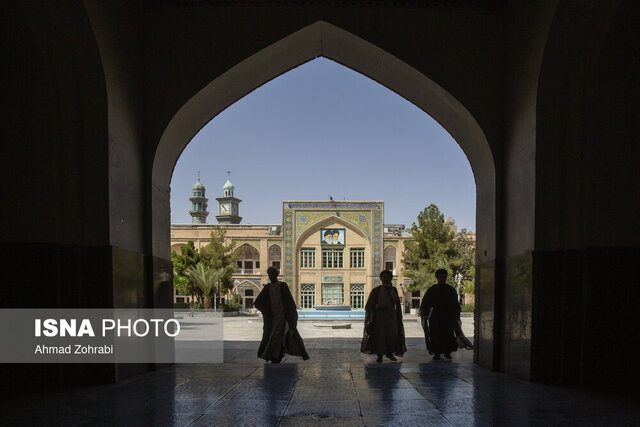 بازخوانی پرسشگرانه از هویت حوزه بازخوانی پرسشگرانه از هویت حوزه