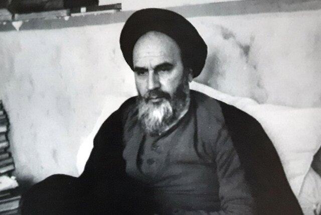 عبور از دروازه تاریخ با نخستین سند قیام امام خمینی (ره) علیه رژیم پهلوی