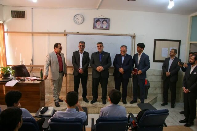 هنرستان‌های سمنان به تجهیزات تولیدی مجهز می‌شوند