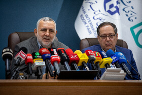 محسن جوادی، معاون فرهنگی وزارت ارشاد و رئیس این دوره از نمایشگاه کتاب و  مهدی اسماعیلی‌راد، معاون اجرایی نمایشگاه در نشست خبری نمایشگاه کتاب ۱۴۰۴