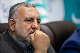 محسن جوادی، معاون فرهنگی وزارت ارشاد و رئیس این دوره از نمایشگاه کتاب در نشست خبری نمایشگاه کتاب ۱۴۰۴