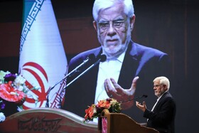 عارف:‌ برخی از دانشمندان به دلیل نبود امکانات مهاجرت می‌کنند