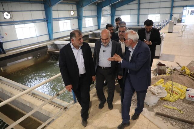 استاندار: باید آب سالم و با کیفیت در اختیار مردم خوزستان قرار بگیرد