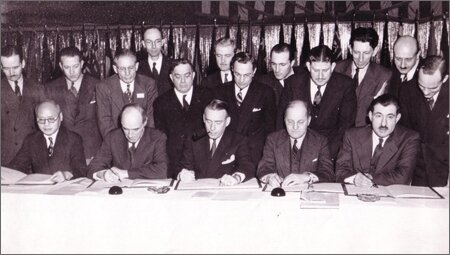 عبور از دروازه تاریخ با قتل فجیع شریف واقفی