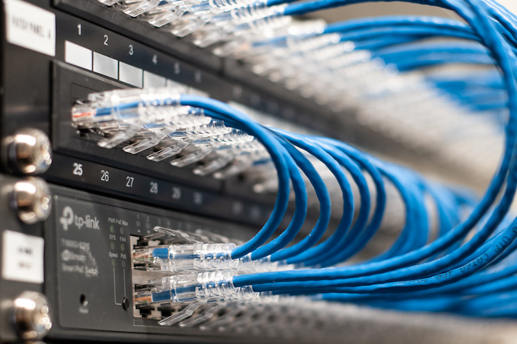 هرآنچه باید درباره خدمات شبکه، نصب و راه اندازی شبکه بدانید