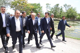 بازدید معاون رییس‌جمهور در امور توسعه روستایی از روستای قاضی جهان در آذرشهر