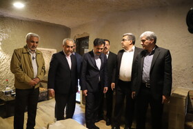 بازدید عبدالکریم حسین‌زاده، معاون رییس جمهور در امور توسعه روستایی و مناطق محروم کشور از پروژه های تاریخی و گردشگری روستای کندوان شهرستان اسکو