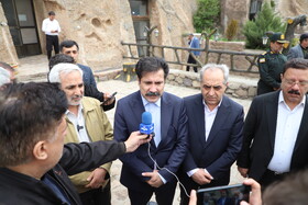 بازدید عبدالکریم حسین‌زاده، معاون رییس جمهور در امور توسعه روستایی و مناطق محروم کشور از پروژه های تاریخی و گردشگری روستای کندوان شهرستان اسکو