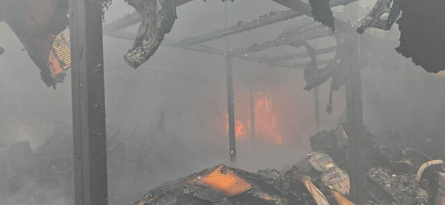 عکس تزئینی است. آتش سوزی در کارخانه لبنیات در تهران/ مصدومیت ۱۰ نفر تا کنون