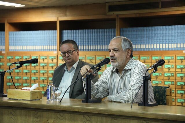 خوششانسیم که زبانمان فارسی است!